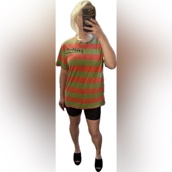 A Nightmare on Elm Street Striped T-Shirt Medium (Unisex) - Picture 5 of 5
